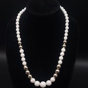 Lady Remington Beaded Necklace White Gold Tone Beads 24 Inch Vintage Costume